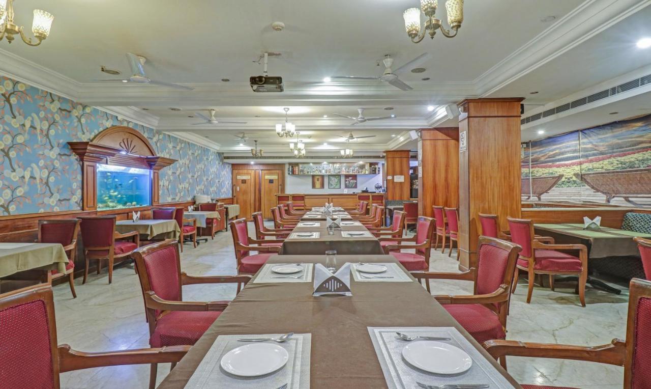 Treebo Komfort Suites, 3 Km From Mysore Palace Εξωτερικό φωτογραφία