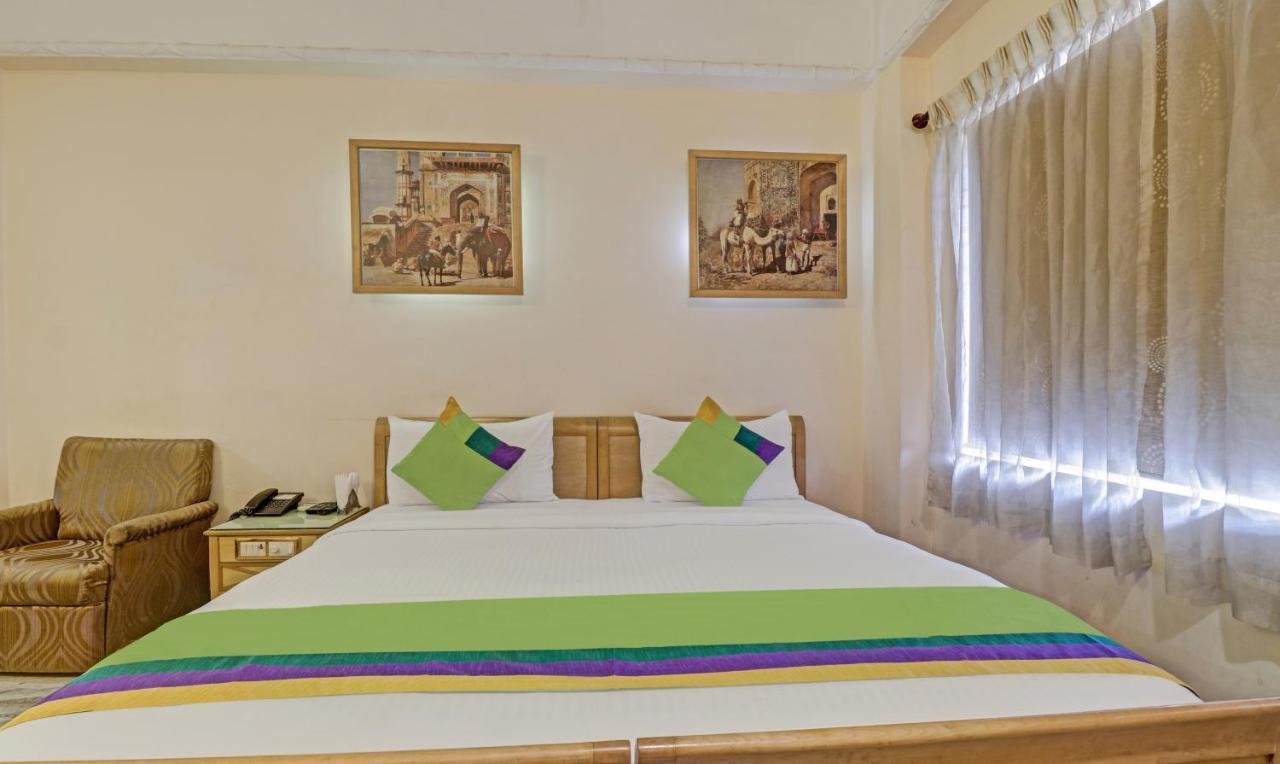 Treebo Komfort Suites, 3 Km From Mysore Palace Εξωτερικό φωτογραφία