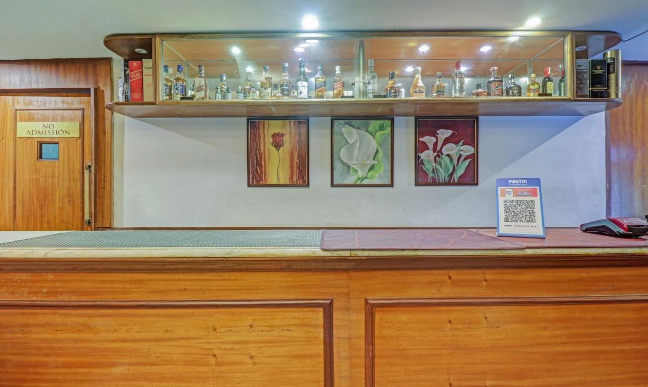 Treebo Komfort Suites, 3 Km From Mysore Palace Εξωτερικό φωτογραφία